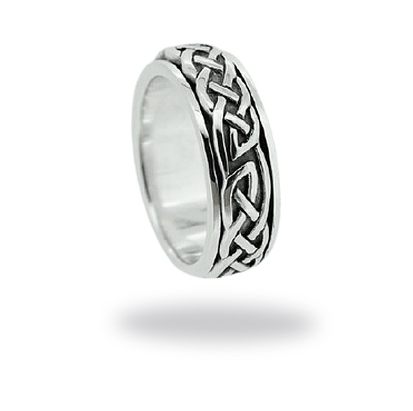 Interconnection Knot Spinning Ring - Irish Charm